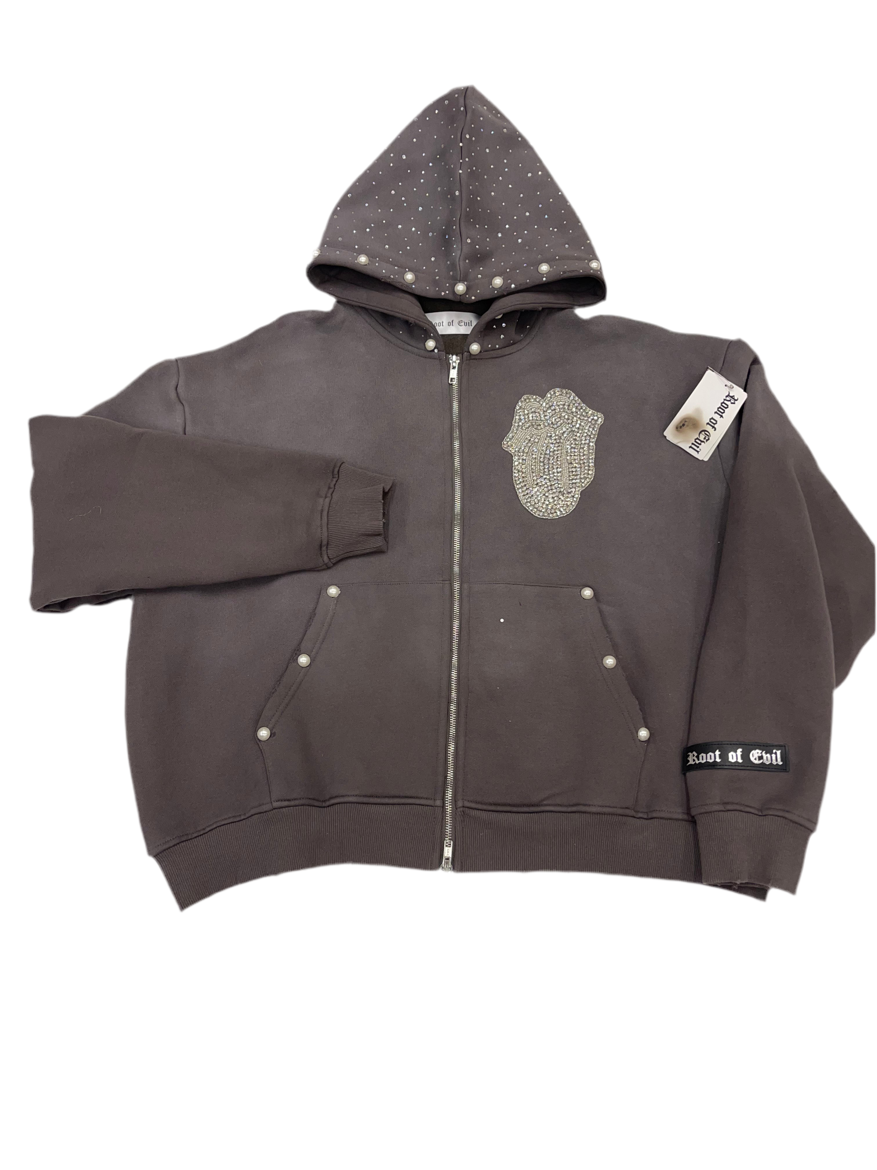 Crushed ice and pearls jogger set